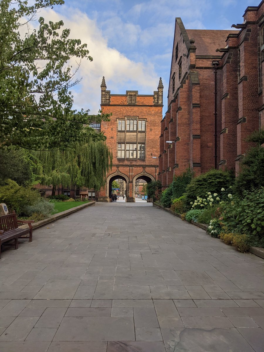 Last day of <a href="/RGS_IBG/">Royal Geographical Society (with IBG)</a> at Newcastle and I'm presenting my own research on everyday administrative violence of #statelessness in the UK on a brilliant panel organised by <a href="/amandargscott/">Amanda Schmid-Scott</a> &amp; @emarshallexeter Beyond Borders: Challenging bureaucracy &amp; state violence at the border