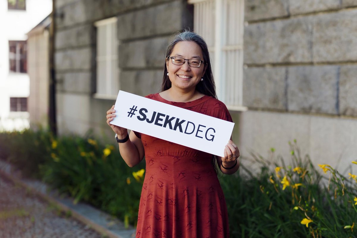 marifanten's tweet photo. Ha gode solvaner, sjekk deg jevnlig (enten det er nedentil, føflekker/hudforandringer, puppene, you name it) og invester i egen helse! #sjekkdeg #bareblid #sjekkdeg2022 #livmorhalskreft #livmorhalsprogrammet
@Kreftforeningen @Gynkreft @kreftregisteret
📷: Astrid Waller https://t.co/Cokq3xlTAE