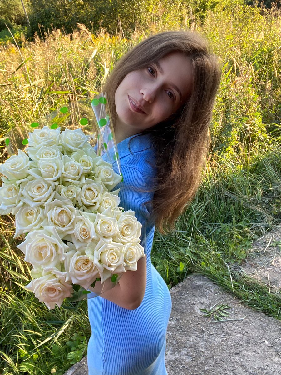 AleksandraMo8's tweet photo. Happy birthday to me 💙💛. Glory to Ukraine! #Украина #StopRussiaNOW #love https://t.co/6SNa0072xi