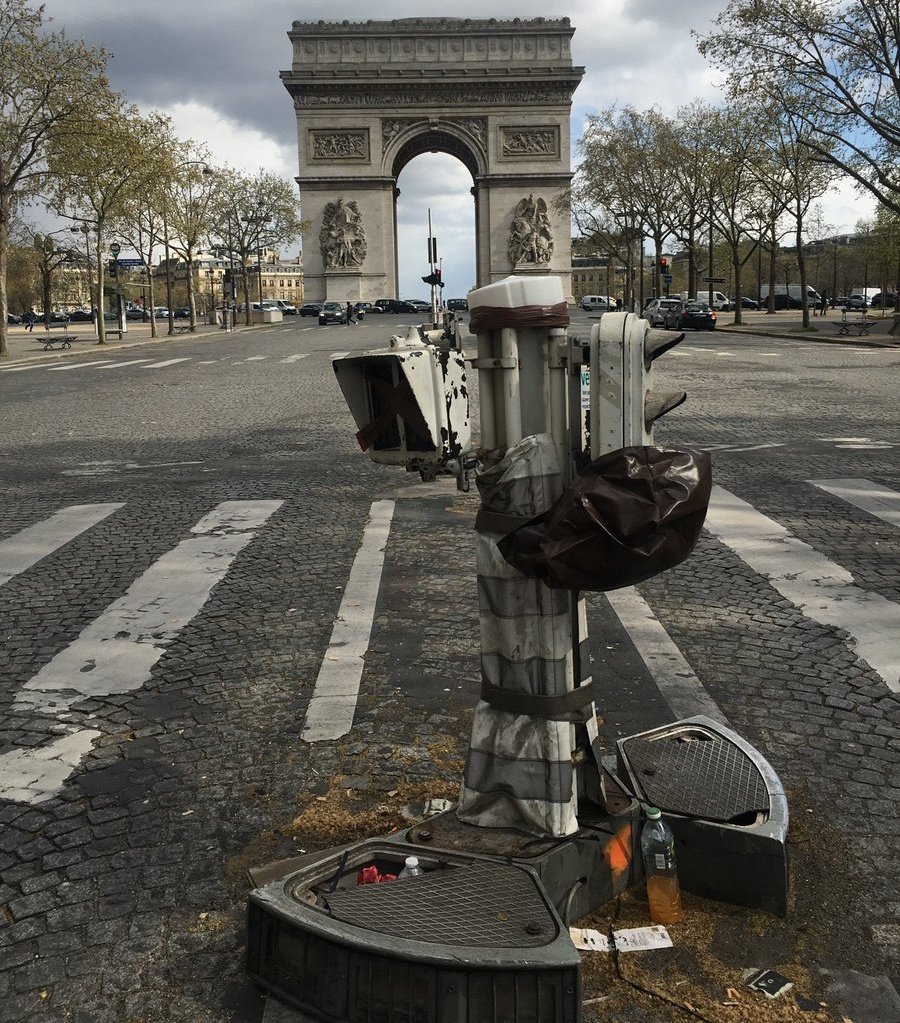 DeMignier's tweet photo. @EricKLein_ C'est certain,elle va redorer son image 🤣🤣🤣🤣 https://t.co/WAajkQRuQ7