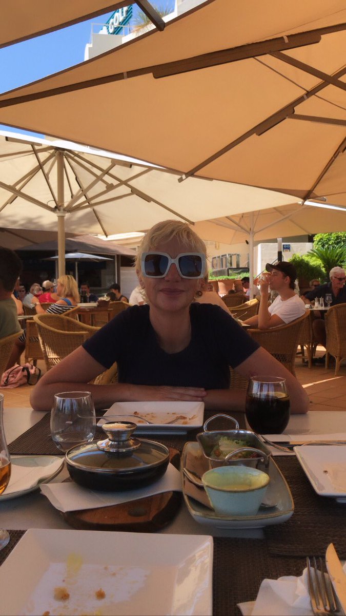 molimited's tweet photo. ⛱💥🔥 https://t.co/CKNnQpKgFT