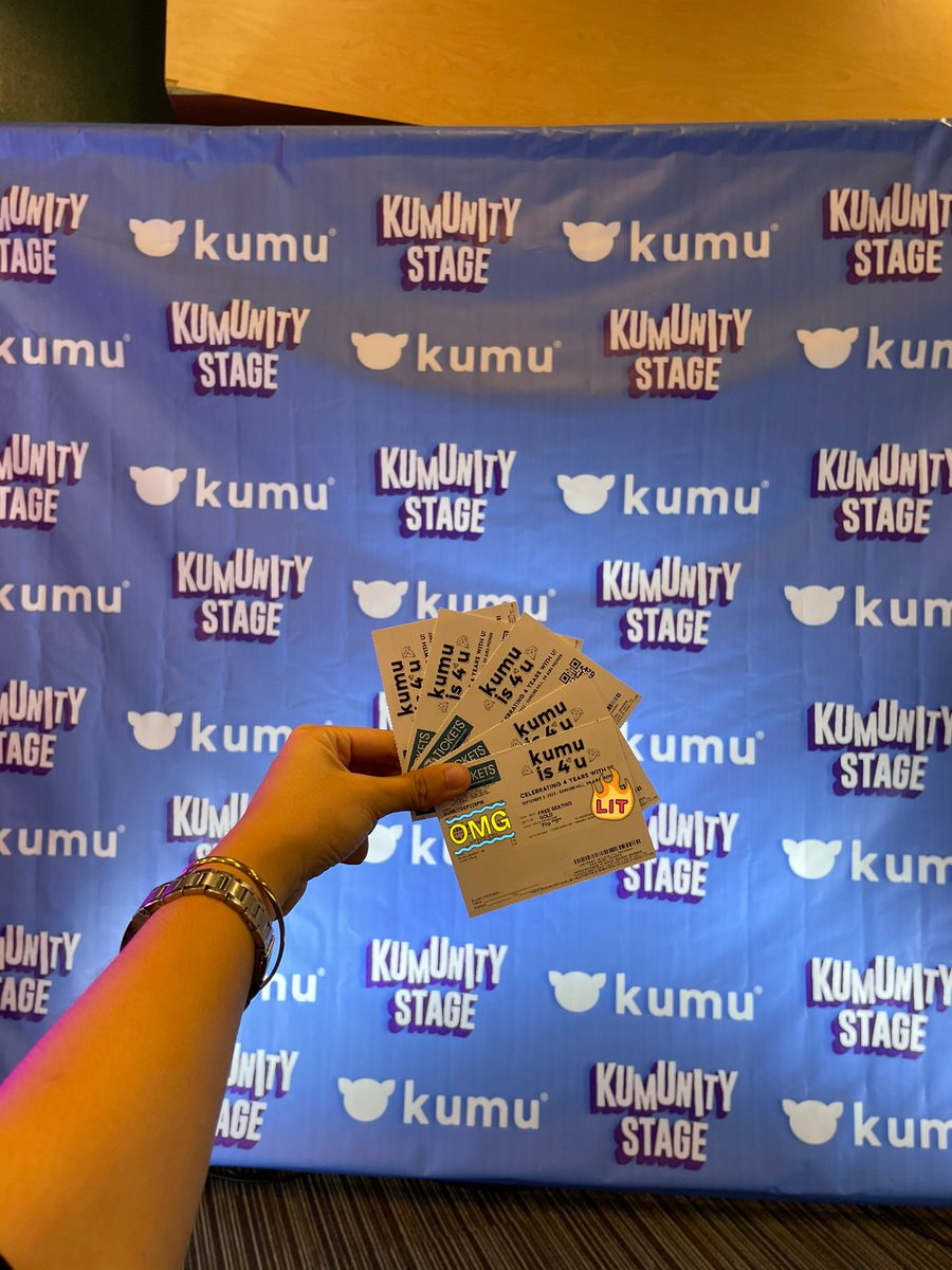 OMG! 🤩 This is it!! Concert starts in a few! We have exclusive backstage happenings just for you! See you all at 5PM 

Sino ang gusto mong makita later? Comment down! 

#kumuis4u
WATCH BACKSTAGE PASS HERE: app.kumu.ph/kumunitystage
