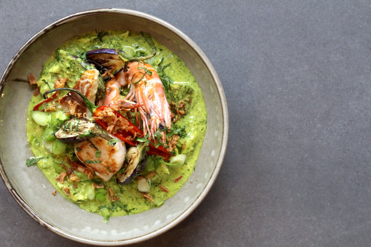 Put your culinary skills to the test with the 'Thai Aromatics' cookery class😋

This class will introduce you to the hallmark flavours of this extraordinary country, leaving you with a few more recipes under your sleeve.

Discover more: bit.ly/3AL60UE

#thekitchenatcg