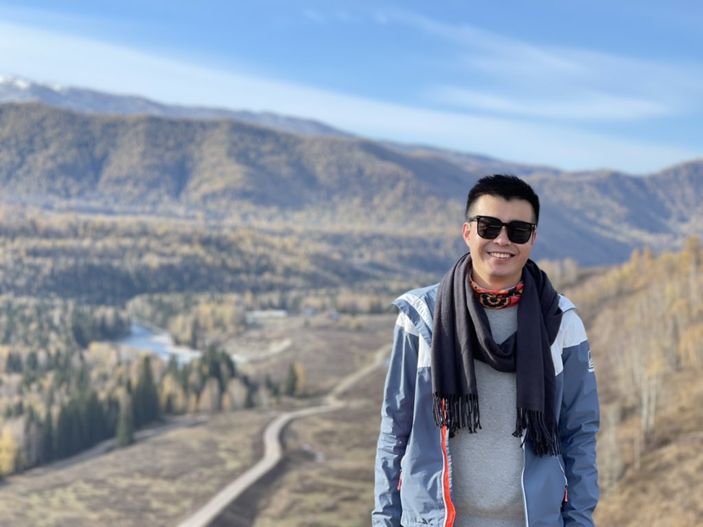 cavinwujan's tweet photo. Smile https://t.co/SiMiYwRjRn