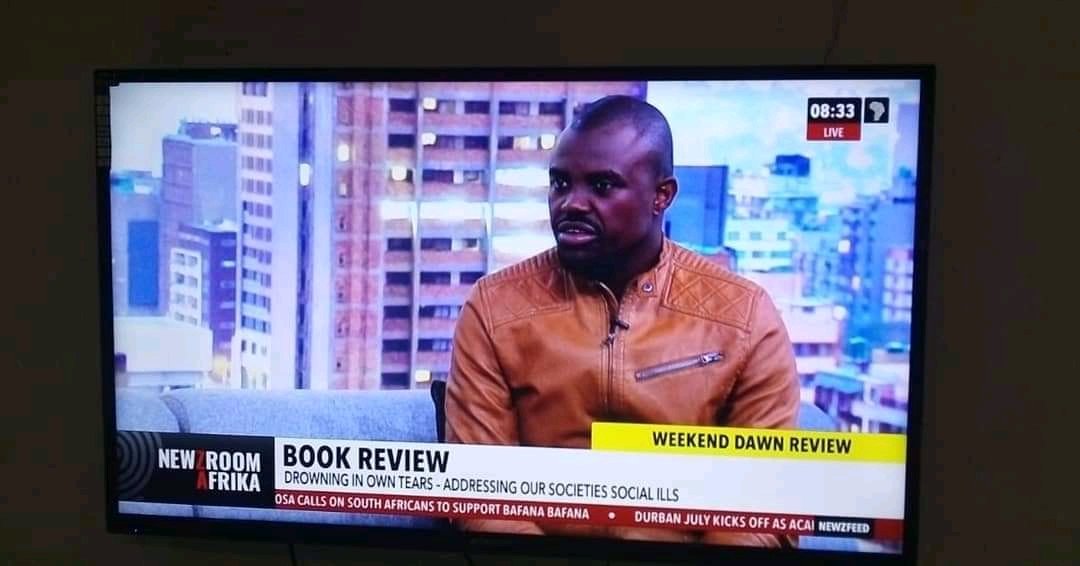 southafricandly's tweet photo. Good morning...Get our 4 discounted books for only R750 + FREE delivery nationwide or Retweet for awareness.  060 792 7040 

Big zulu. Kwesta. Boity #CassperReply nasty c.  Hip hop. Dudula #ThembaBroly mr smeg #DearCapitec https://t.co/yQxPTdU8Vb