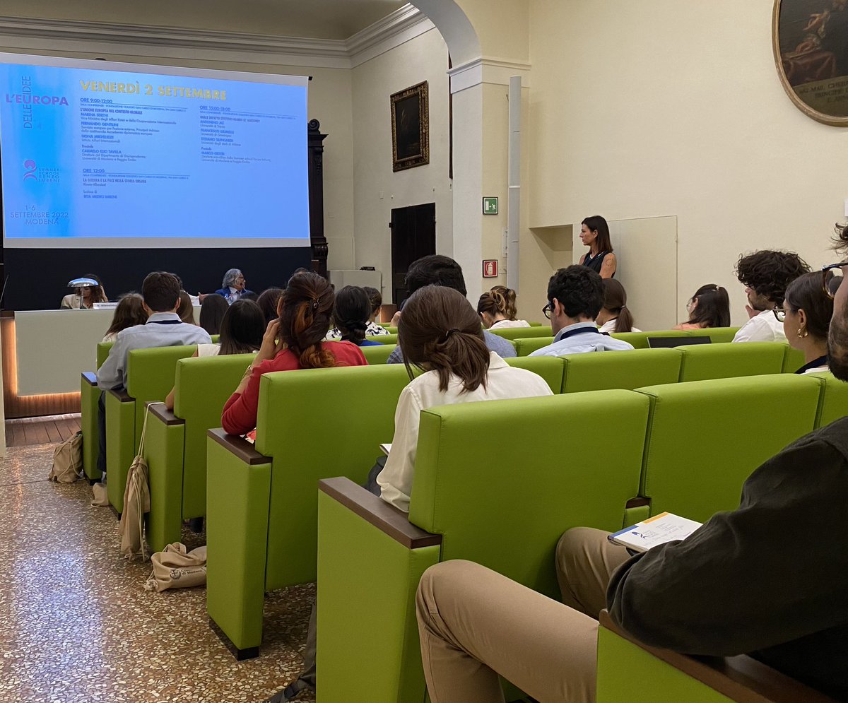 EuropeDirect_Mo's tweet photo. 📌Pronti a ripartire con la seconda giornata della #SSRI2022. Oggi discutiamo con Marina Sereni, Nona Mikhelidze, Fernando Gentilini, Francesco Giumelli sul tema della #UE nel contesto globale. https://t.co/vz5j6omGXE