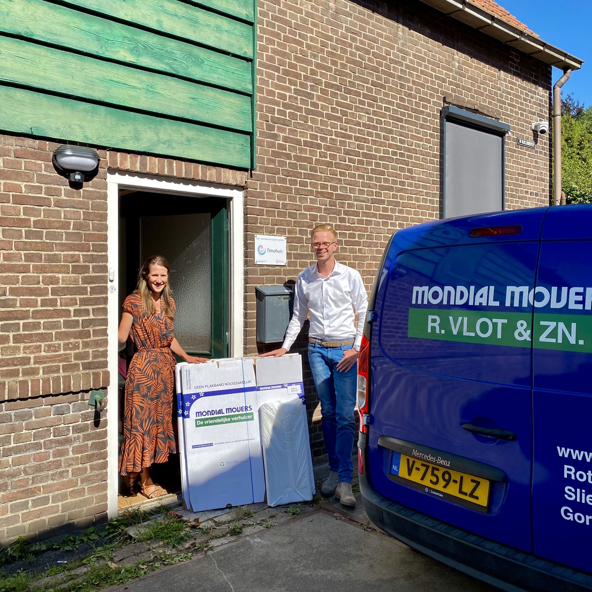Gisteren hebben we verhuismaterialen gesponsord aan Stichting Timohuis uit Sliedrecht. Wilt u meer weten over deze stichting? Ga dan naar timohuis.nl. 
<a href="/MondialMovers/">Mondial Movers</a> <a href="/_OEV/">Erkende Verhuizers</a>  #sponsoring #Sliedrecht