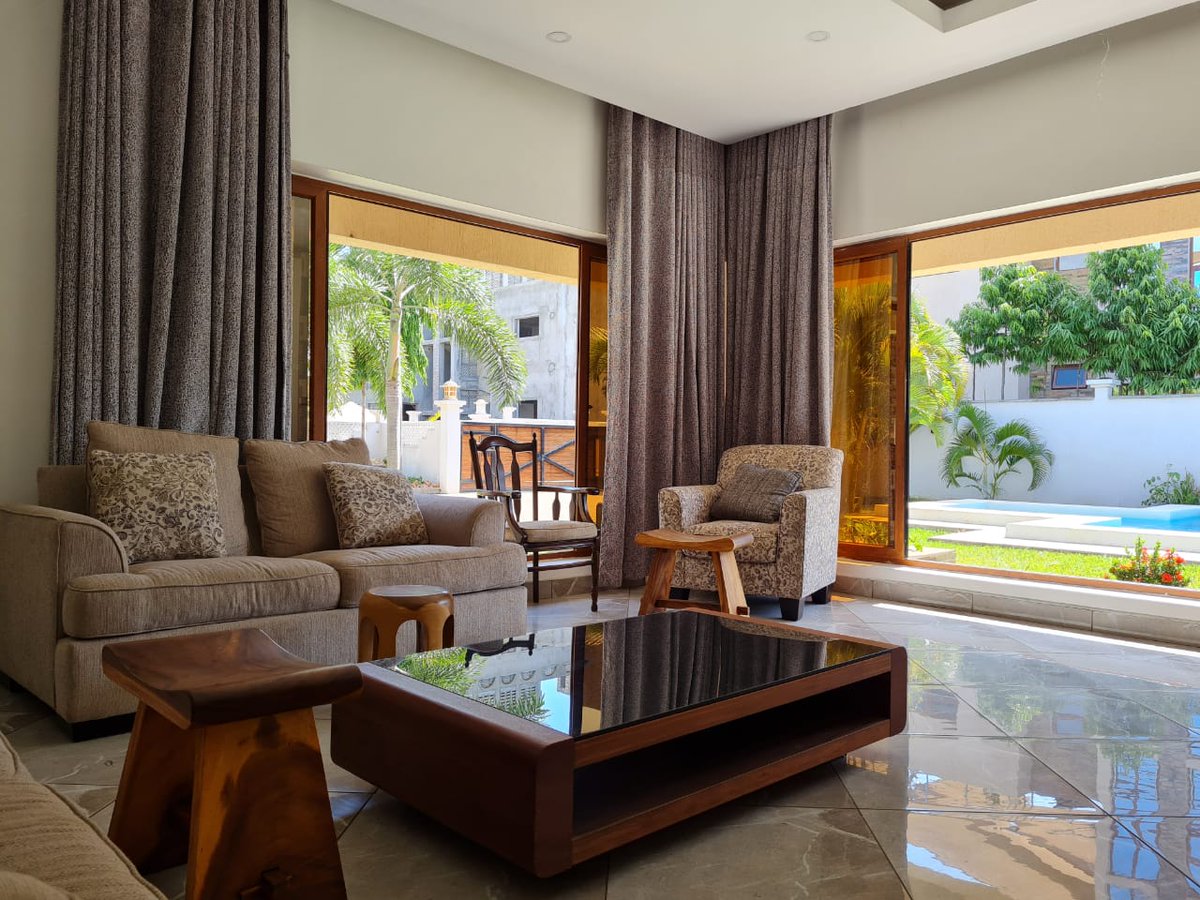 PerfectSafariz's tweet photo. Diani Stays
5 Bedroom villa, 5 ensuite rooms on self catering tariff.
Private pool
Gazebo, outdoor seating area
Manicured gardens
#weekendvibes #vacation #escapetoDiani #beach #sand #sun #sea #sunsets https://t.co/TRk2iBlw0g