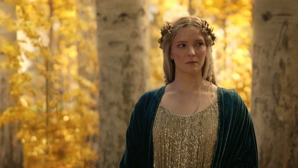 bestoftolkien's tweet image. Morfydd Clark as Galadriel in #TheRingsofPower ✨