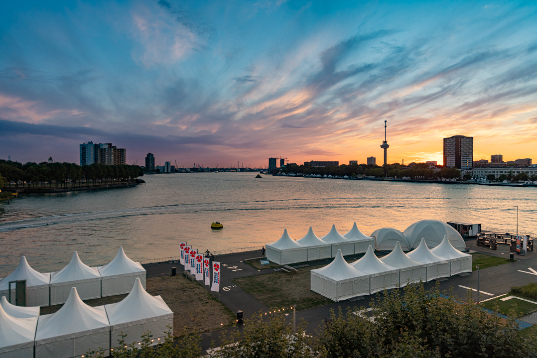 Yes, eindelijk is het zover! Welkom op de 45ste editie van de Wereldhavendagen! Wij hebben er zin in! Tot straks in Rotterdam! 🏆⛵🥳 #wereldhavendagen #carrierehaven #slimmehaven #leefbarehaven #HavenRotterdam #Rotterdamfestivals #koninklijkemarine #rotterdammakeithappen