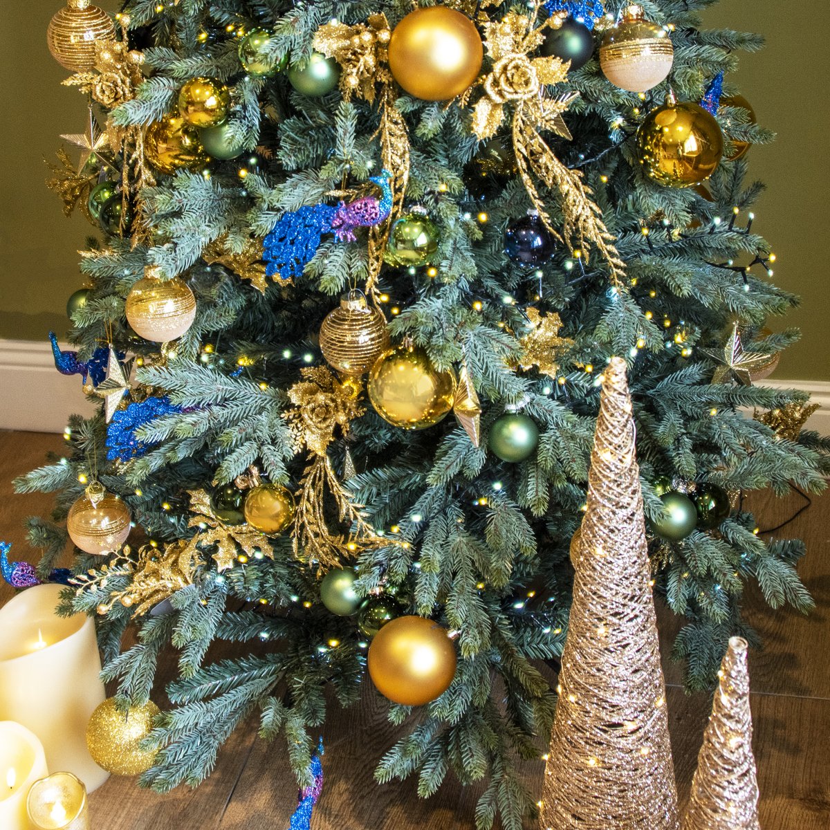 UK CHRISTMAS WORLD tweet media