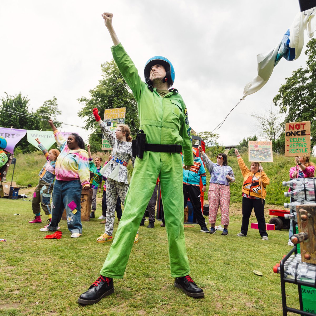 Mind the Gap (@mtgstudios) on Twitter photo The final stop on our Leave the Light on for Me tour is at <a href="/southbankcentre/">Southbank Centre</a>'s #UnlimitedFest on 10 & 11 September.
Book your tickets here: bit.ly/3bDx53D
<a href="/weareunltd/">UNLIMITED</a> | 📸 <a href="/tomwoolphoto/">Tom Woollard</a> The final stop on our Leave the Light on for Me tour is at <a href="/southbankcentre/">Southbank Centre</a>'s #UnlimitedFest on 10 & 11 September.
Book your tickets here: bit.ly/3bDx53D
<a href="/weareunltd/">UNLIMITED</a> | 📸 <a href="/tomwoolphoto/">Tom Woollard</a>