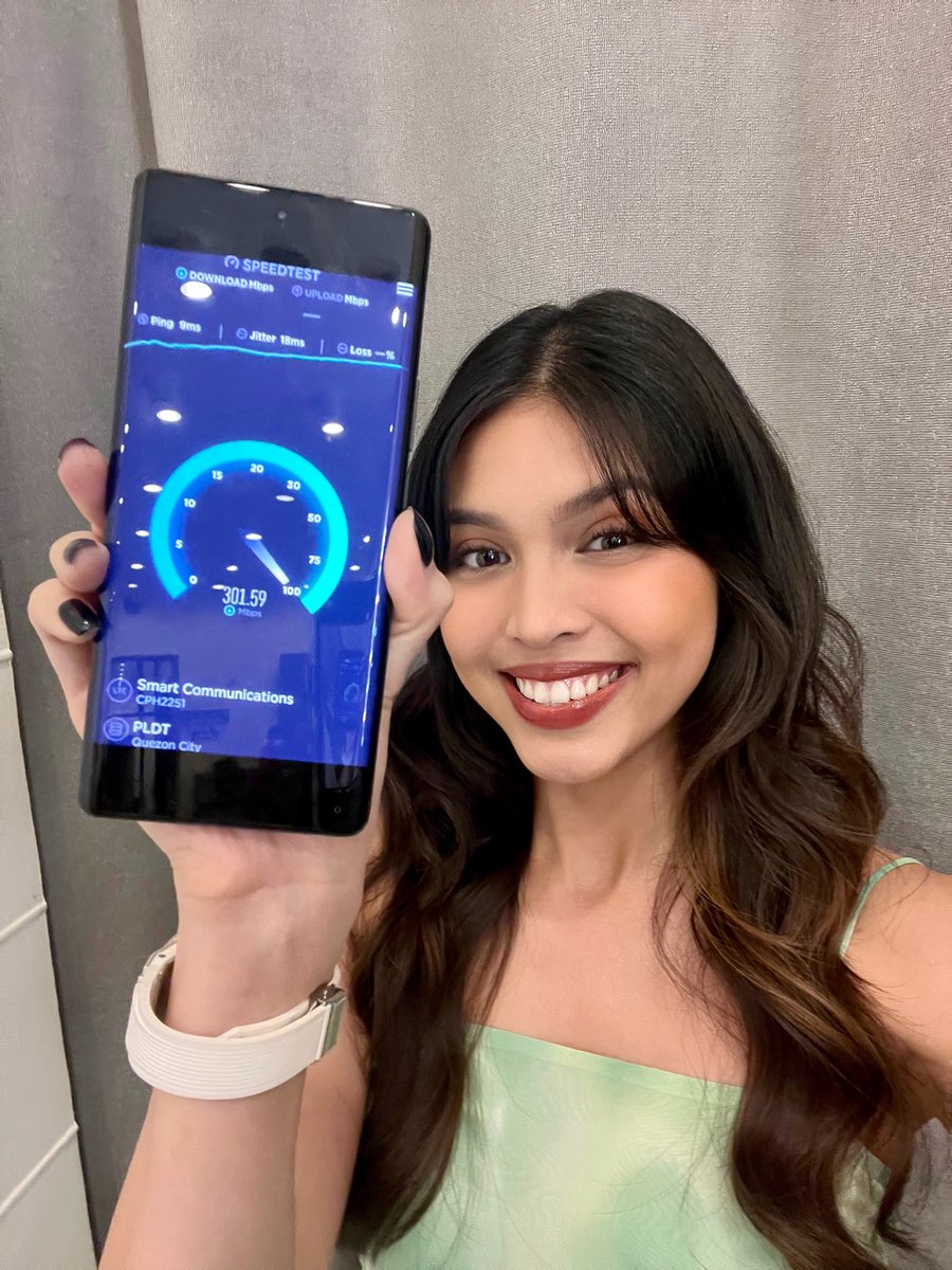 With speeds like these, I have the POWER TO BALANCE work and play, thanks to the POWER OF SMART!

Switch now to experience the #PowerOfSmart yourselves!