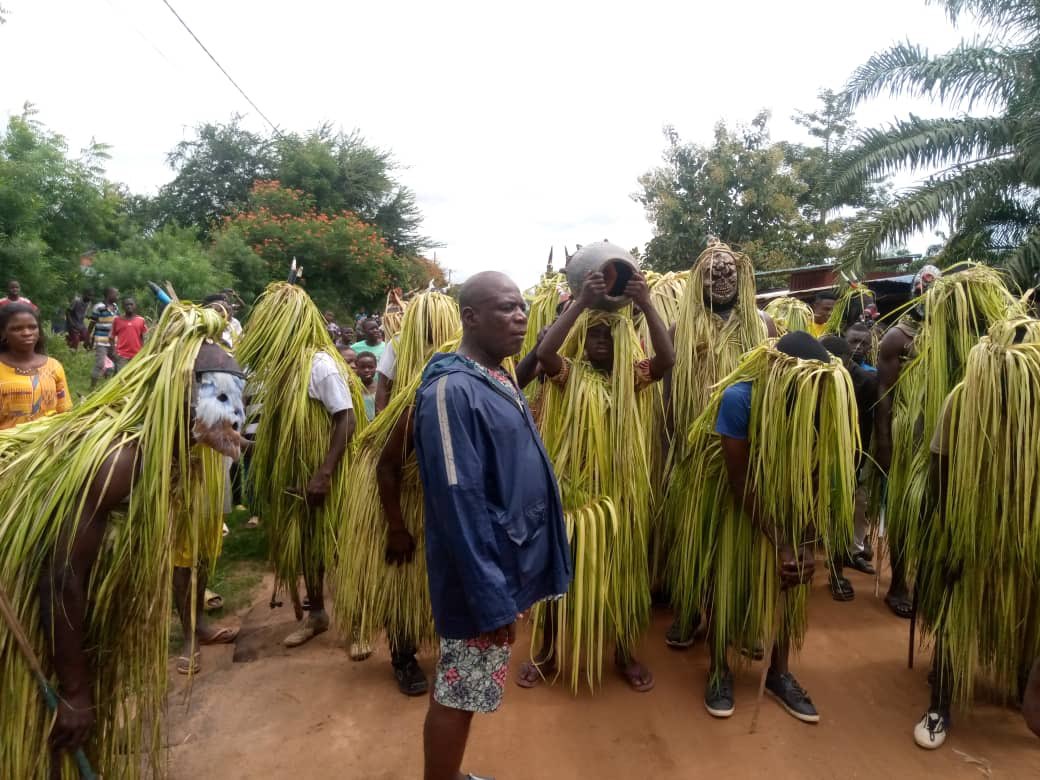 kevinossah's tweet photo. #TgTwittos | Let’s go back to our roots #Notse ! 

Do you know this is called #Alaga ? 

Do you have it in your tradition ? https://t.co/r2HyQl8r2f