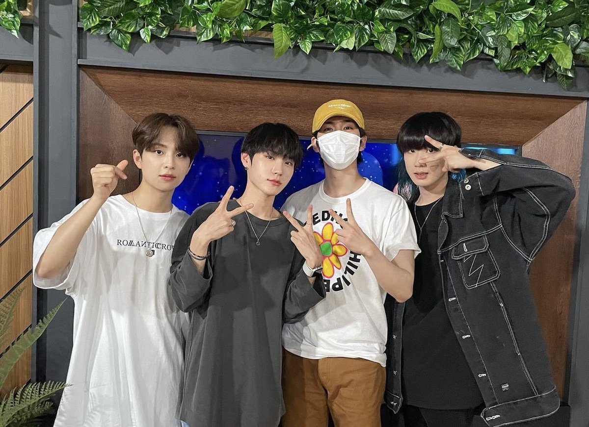 ShinwonFR's tweet photo. 220901 | 📷 | INSTAGRAM 
↧

↦https://t.co/0SUh7icy46

┅┅┅
©️ebsfmnight 
#✨ https://t.co/wqIMoNlHcE