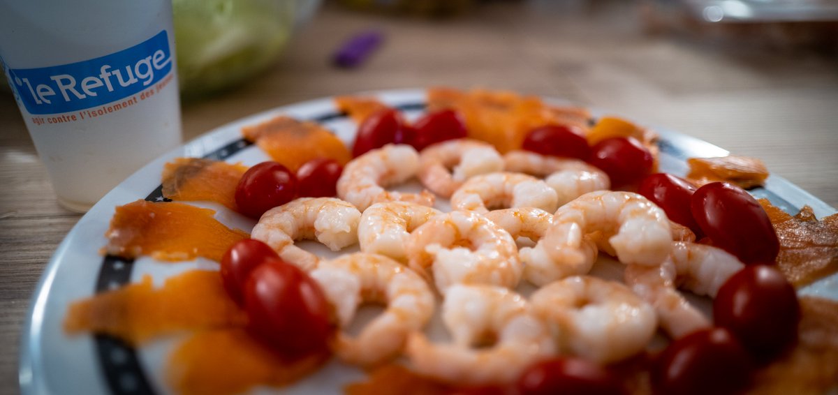Hier soir, au Refuge de Besançon, soirée repas préparer par les jeunes et les bénévoles et karaoké, avec des talents incroyables !

😉
