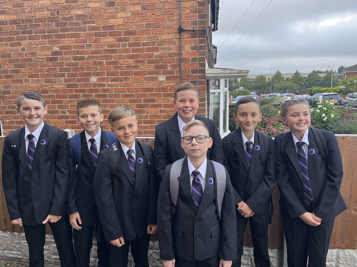 nikt1703 tweet media