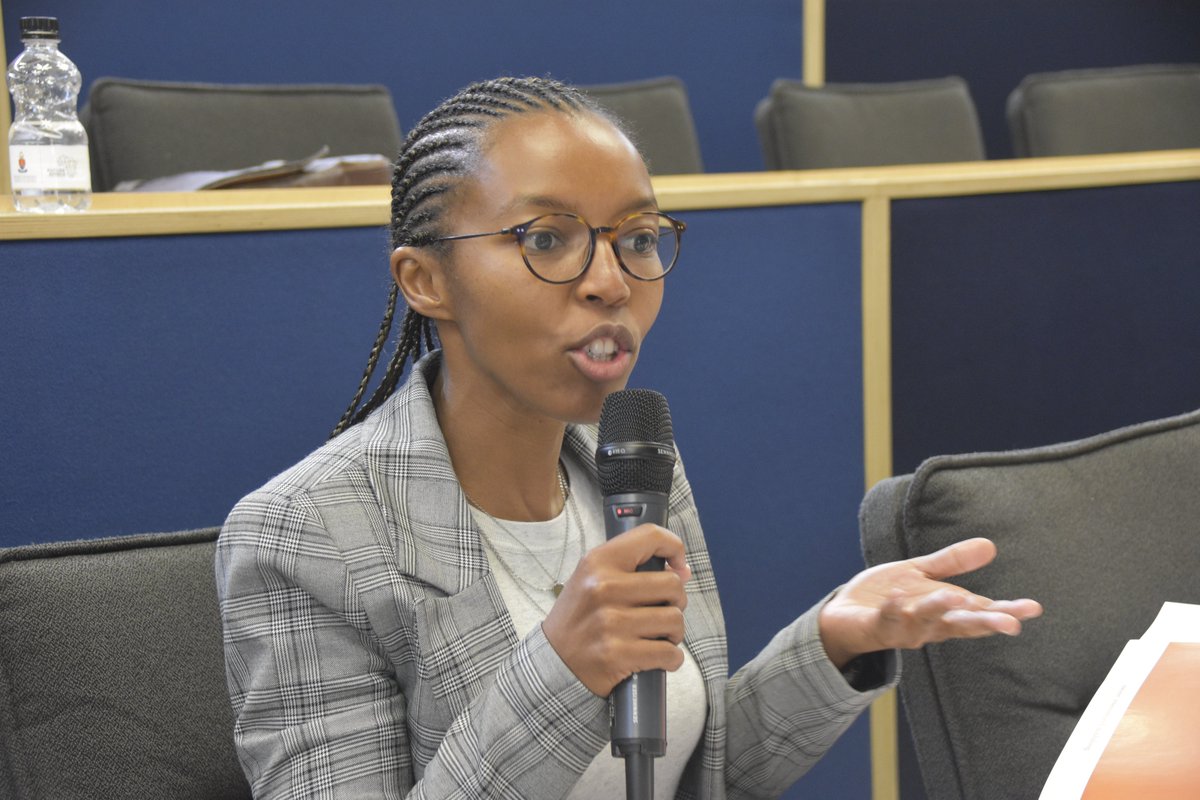 CHR_HumanRights's tweet photo. [AHRI CONFERENCE]
#Tech4Rights
Food for thought as a Q&amp;A session ensues at #AHRI202

1.What is decolonisation when we talk about technology &amp; innovation in Africa?
2. How do we address the governance gap globally?
3. Who is responsible for the financing of data sets created? https://t.co/OGOG3HoO6L