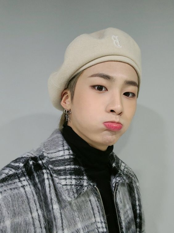 — [♡] ; daily jiseong🦁
#TAN #js_pic #티에이엔