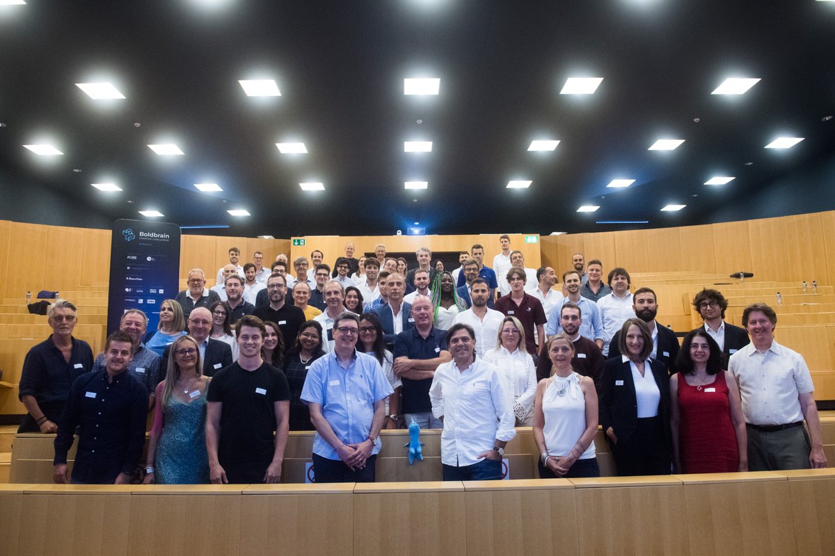 FondazioneAGIRE's tweet photo. 🚀 Pronti partenza via! Ieri si è svolto il Kick off Meeting che ha dato il via alla 5a edizione del nostro acceleratore @BoldbrainCH. 
Buona fortuna ai 20 team selezionati!

👉https://t.co/53cNjgz1nP

#BoldbrainCH #Fondazioneagire #Ticinoinnovativo #startup #acceleratorprogram https://t.co/l6buidsX5t