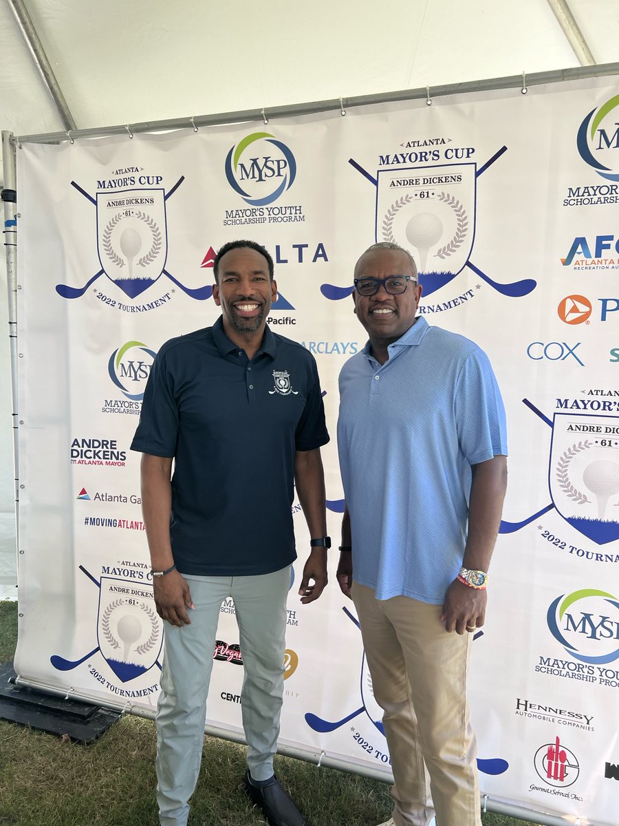 ATLIntlAffairs's tweet photo. At the 2022 Mayor's Cup, Mayor @andreforatlanta had the pleasure of meeting with @govbryan of @govhouseusvi, where they discussed economic development, tourism, sports, &amp; youth engagement opportunities between the @CityofAtlanta &amp; the U.S. Virgin Islands. 🇻🇮 https://t.co/BFtyhob5kd