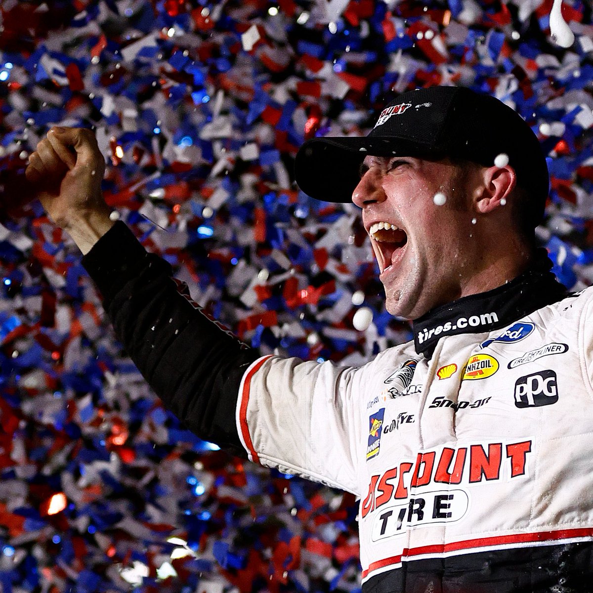RETWEET to congratulate #Daytona500 winner <a href="/AustinCindric/">Austin Cindric</a> for winning <a href="/NASCAR/">NASCAR</a> Cup Series Rookie of the Year.

As the only rookie to make the playoffs, he'll finish highest in points. Now, for another title to chase. 🏆
