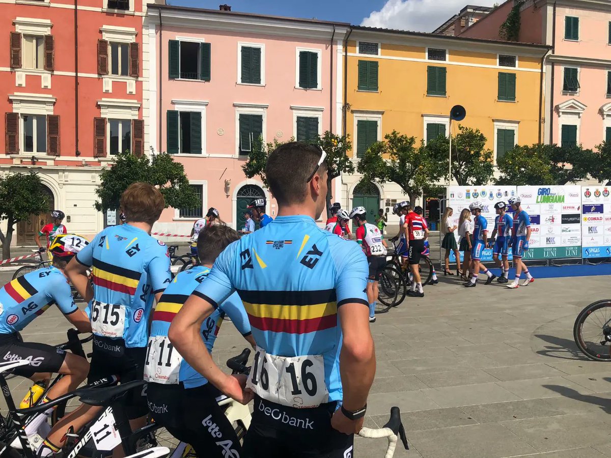 GiroLunigiana's tweet photo. #Lunigiana2022 Tutto pronto per la partenza della tappa 2️⃣🅱️

Everything is ready for the start of stage 2️⃣🅱️

#LaCorsaDeiFuturiCampioni #TheRaceOfTheFutureChampions https://t.co/3d3hmDUJh8