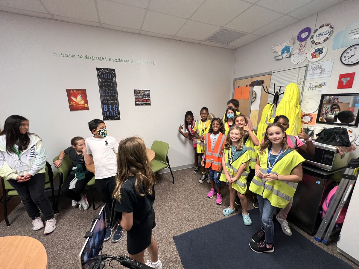 KCUBnews's tweet photo. Glad we had our Safety Patrol team join us today to give us an insight about their role here on campus! @FSHISD https://t.co/ni7HbihMdY