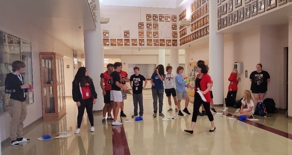 TriadHighSchool's tweet photo. Mrs. Kasper's Accounting students have been learning how transactions can impact accounts. This group challenge activity is to see if they really get it or not!
#debitontheleftcreditontheright 💵 https://t.co/ai4jL2H8oY