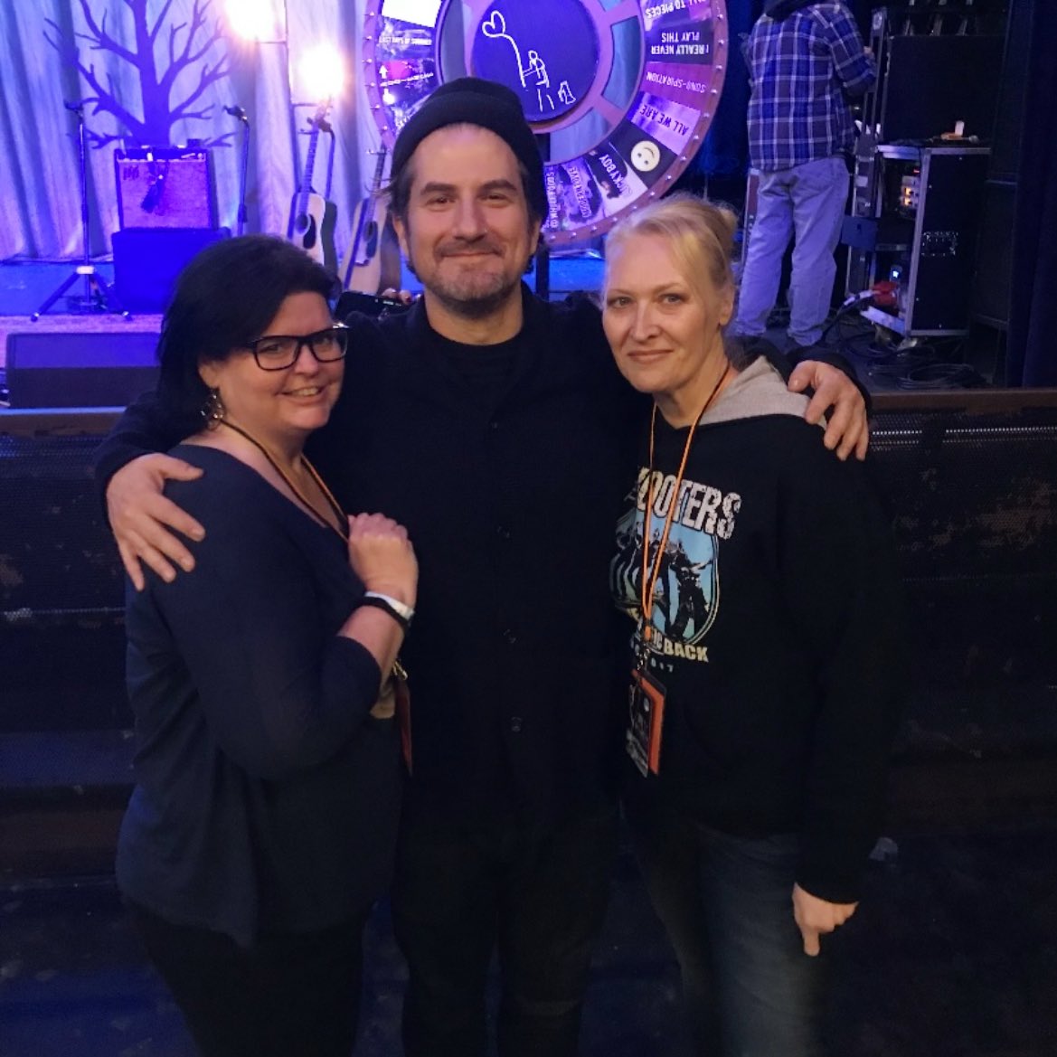 it’s a beautiful day new <a href="/thescript/">the script</a> music blaring! and later <a href="/mattnathanson/">matt nathanson</a> eeeekkkkkkk so frigging excited!! #DareYouToDoubtMe #BostonAccent #SomeMadHope