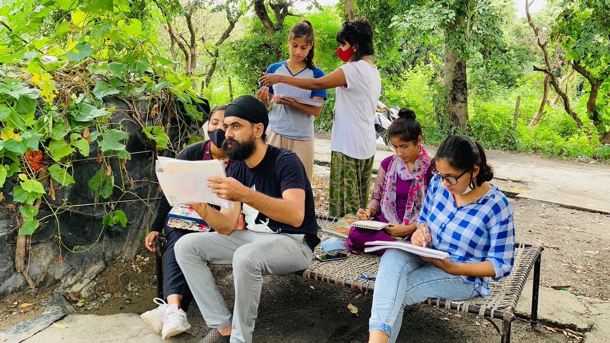 KusumPrintmaker's tweet photo. Outdoor study 
#sketching #watercolour #watercolourpainting #outdoorstudy
#art #artist  #arttalk #printmakingworkshop #printmakingstudio #artstudio #artstudent #artschool #artuniversity #printmakingclasses #artteacher #haldwani #haldwanicity #nainital #uttarakhand #trendingpost https://t.co/tmA4ipASHi