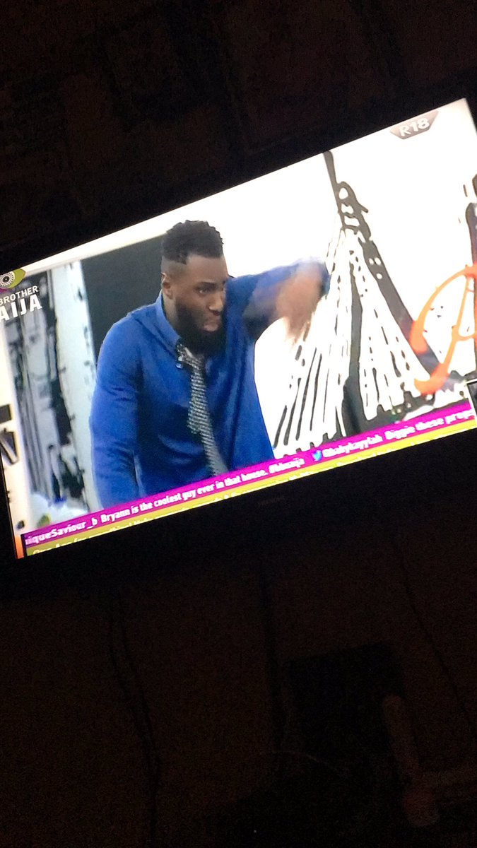 IDolipizzy's tweet image. 😂😂😂😂😂this guy @BBNaija