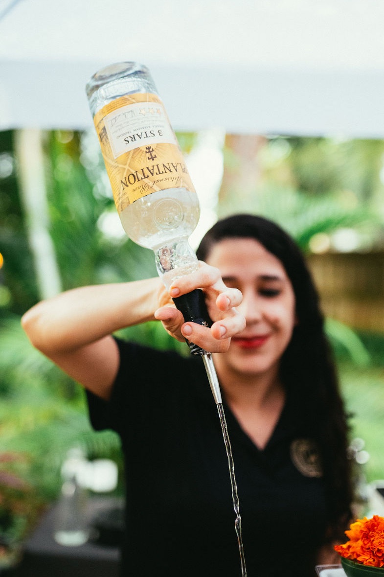 When you refer us, you're supporting a family. Please tag and share below! 

@erin_millerphotography 
@dizzle_padin 
#plantation3starsrum #orlandomobilebartendingservice  #freshingredients #housemadesyrups #housemadedriedcitrus #2022weddingseason
#supportsmallbusiness