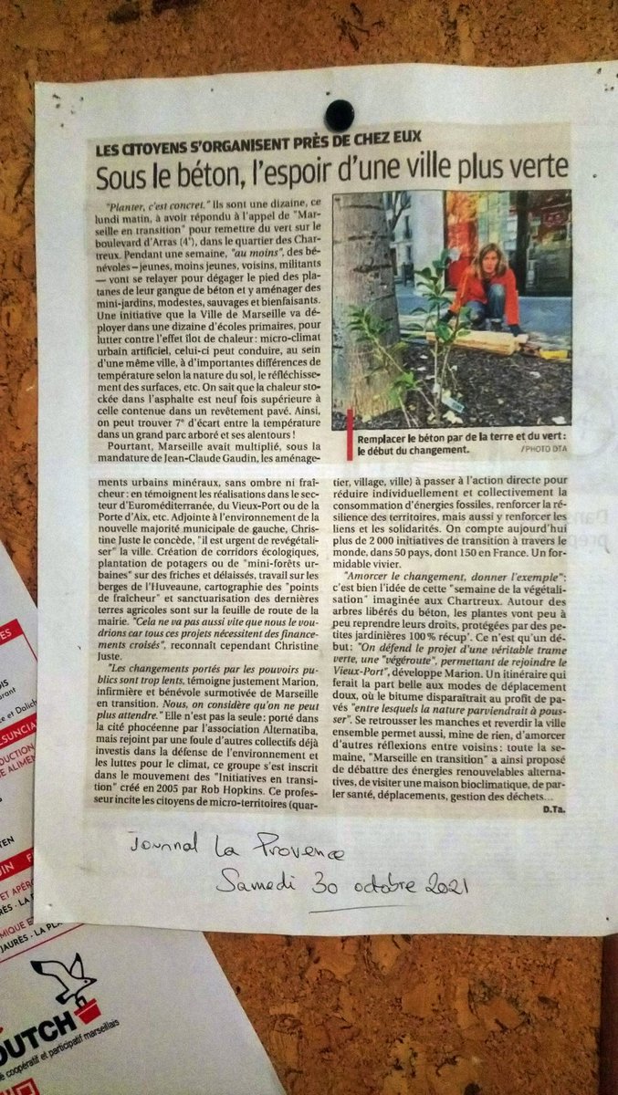 MarsTransition's tweet photo. Le temps passe et... toujours fièr-es de nous. @COudelin @ShannonProd_ @MarseilleBase 🌿 Il est impératif de végétaliser nos villes. Avez-vous formé vos agent-es depuis 1 an, @marseille ? #Marseille https://t.co/jPh6mftLE2