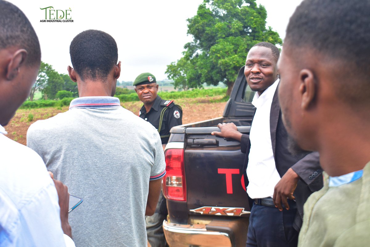 TedeAgri's tweet photo. Did you know that delegates from Central Bank of Nigeria (CBN) visited us in July?

They see the great works we are doing through our projects and decided to identify with us

Are you yet to subscribe to our projects at TAIC?

Kindly contact us on 08163446084 / 09062833309 https://t.co/SOxqONMUiT