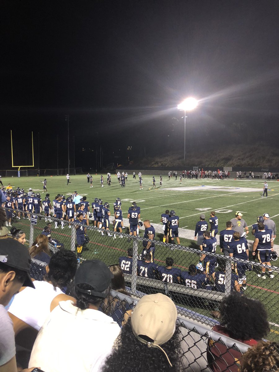MatthewRagusa10's tweet photo. Congrats to @Ground_2_Pads @Andy_Rondeau_1 @CoachJHolmes92 for the big win last night. I had a great time at the game and enjoyed the campus!  @CoachMeisse https://t.co/cDH93K9g6P