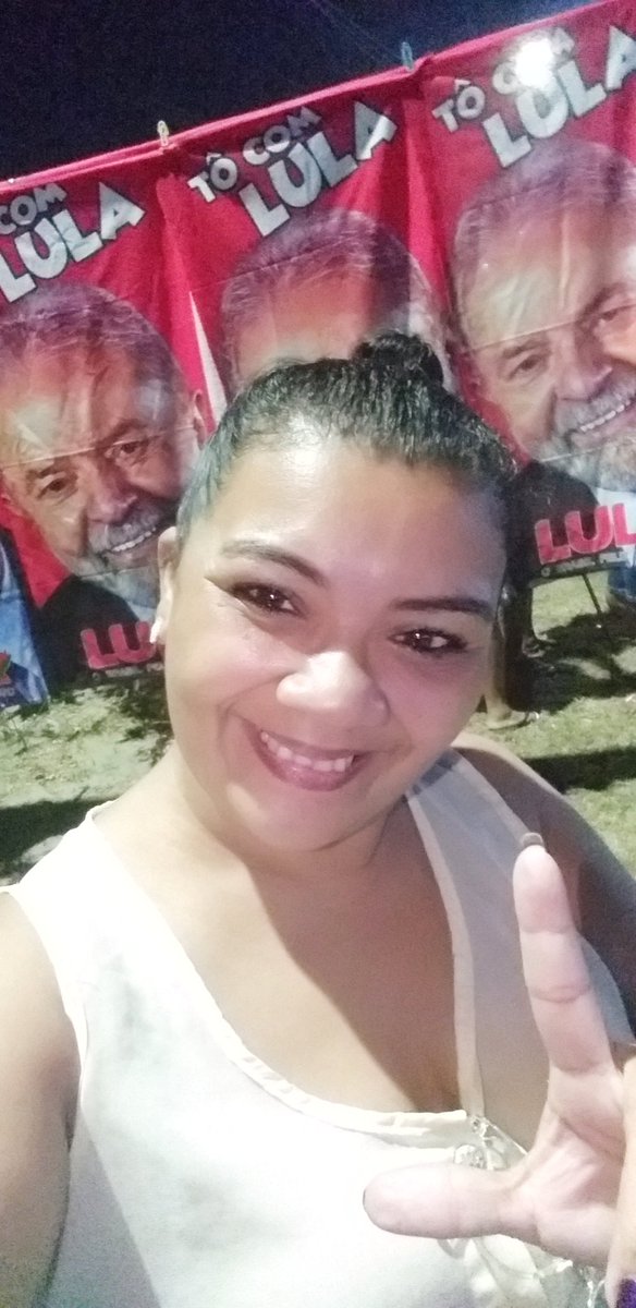 lhe_morena's tweet photo. BOOOM DIIIA COMPANHEIROS!
@LulaOficial https://t.co/ev1MIkDYiY
