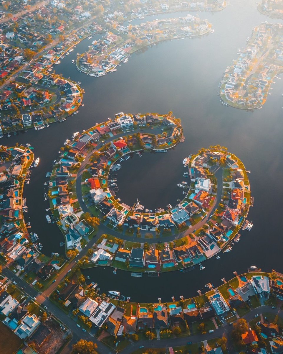 Secret Sydney tweet media