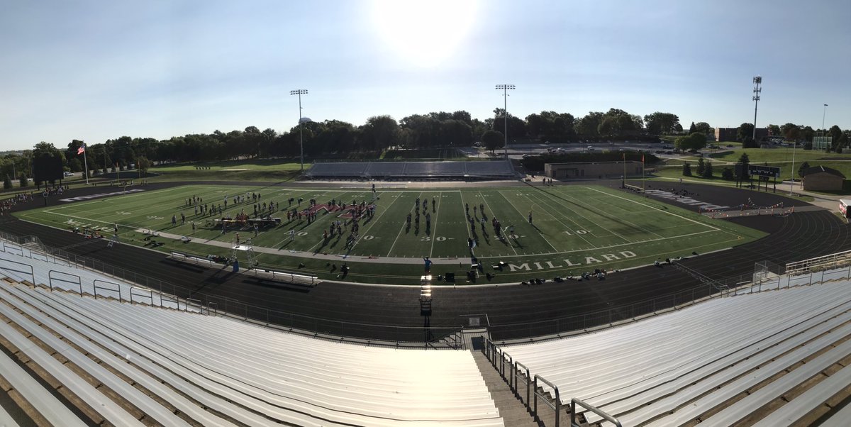 MSHSactivities's tweet photo. Hanging out with @MSHS_Bands this morning! There is no better way to start your day! I love our BANDOโS and Color Guard! #TPW #OutWorkPeople https://t.co/hChiu5a5Df