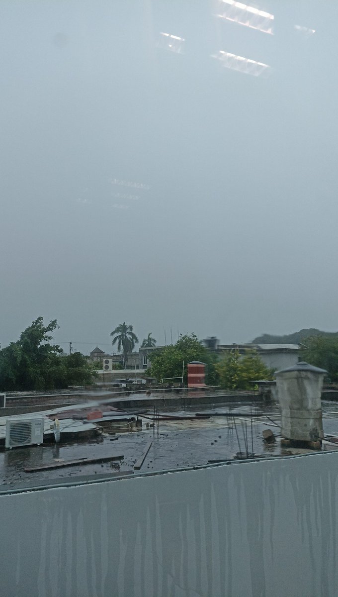 asdrubalSierraM's tweet photo. #SerConstructor Buen día, un día lluvioso y acogedor en nuestra bella capital Chetumal Q. Roo
Saludos a todos los Chetumaleños https://t.co/ns0ggyjTCS