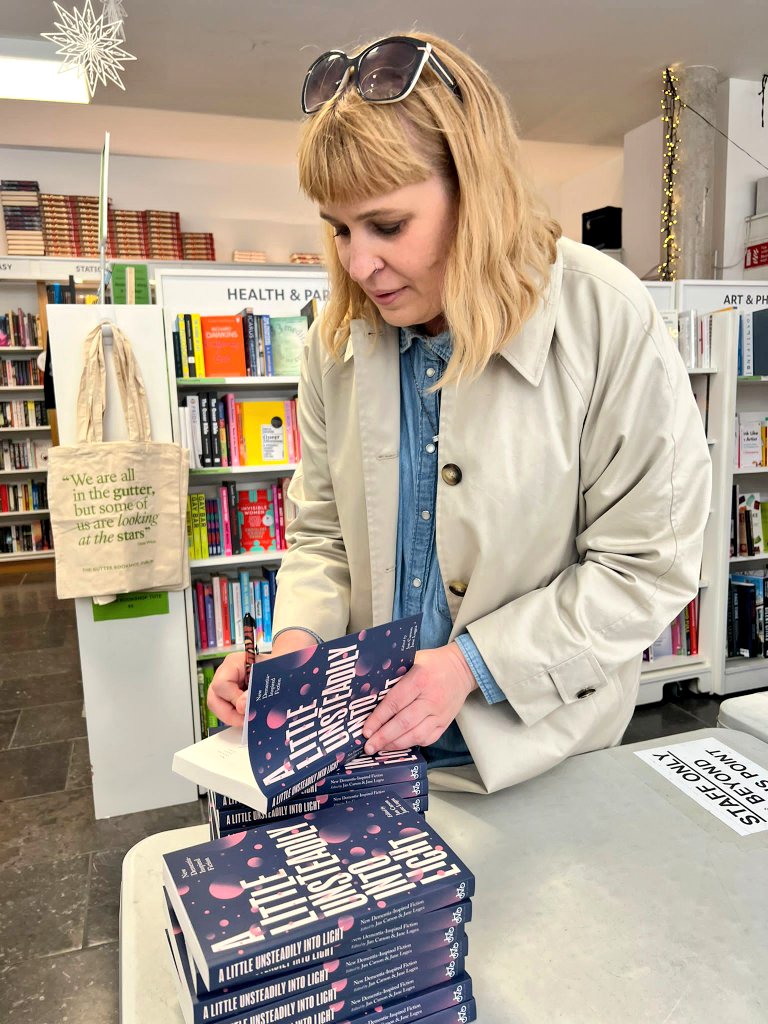 NewIslandBooks's tweet photo. Stopping into the @gutterbookshop for a gingerbread man, signing and another photo shoot 📸 #UnsteadilyIntoLight #PublicationDay @JanCarson7280 @JaneLugea https://t.co/hwJe5joDOu