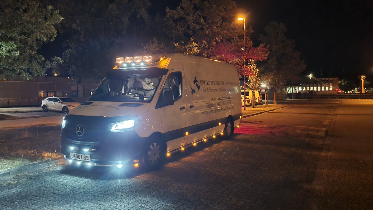 At De Poppe customs clearance last week , Netherlands