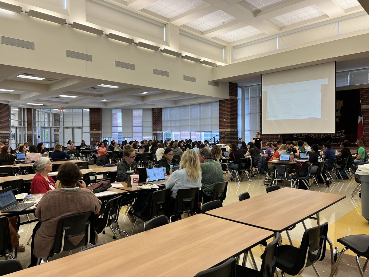 FISD World Languages tweet media