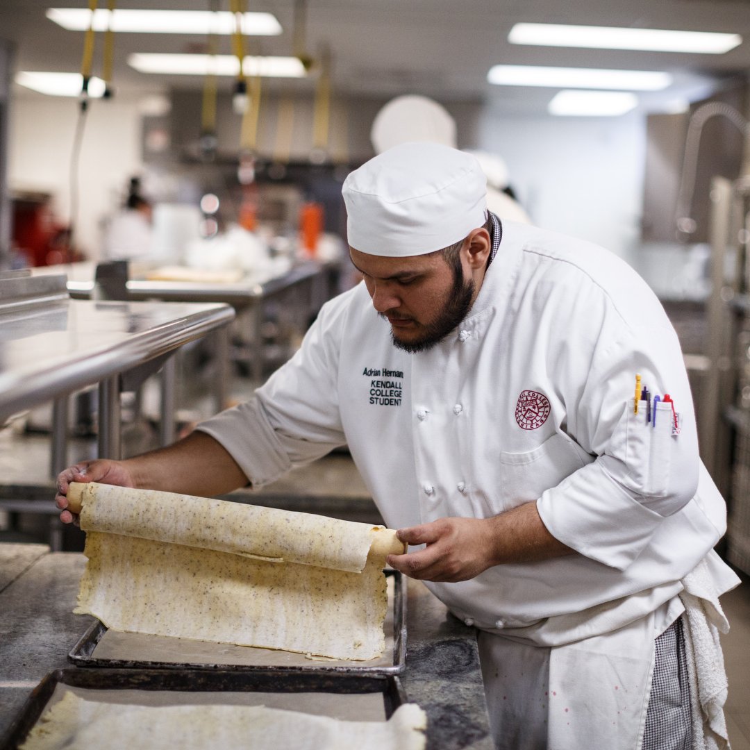 Kendall College at NLU has been ranked in the Top 5 Best Colleges with Baking &amp; Pastry Arts Degrees in 2022 by Best Universities! We help you turn your passion for baking into a creative, fulfilling career. 

Ranking: ow.ly/zpTZ50KynyL
Our programs: ow.ly/5QLF50KynA4