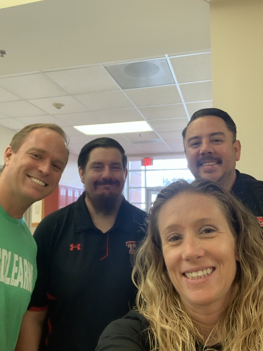 MelissaSoileau7's tweet photo. @FowlerFalcons07 Social Studies team learning and leading teaching strategies! #FISDlearns #WeAreFowler https://t.co/UYEdCVFVNL