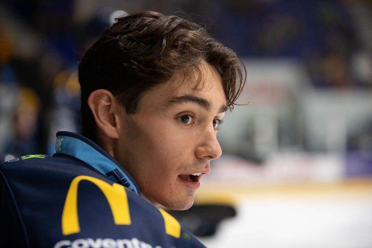 covblazehockey's tweet photo. #40 Will Bray is sponsored by @Energize_2020 a new partner of the club who promote positive mental health through exercise and involvement in sport. You'll notice their logo on the sleeve of all our jerseys. https://t.co/Xew3d9Ebjg