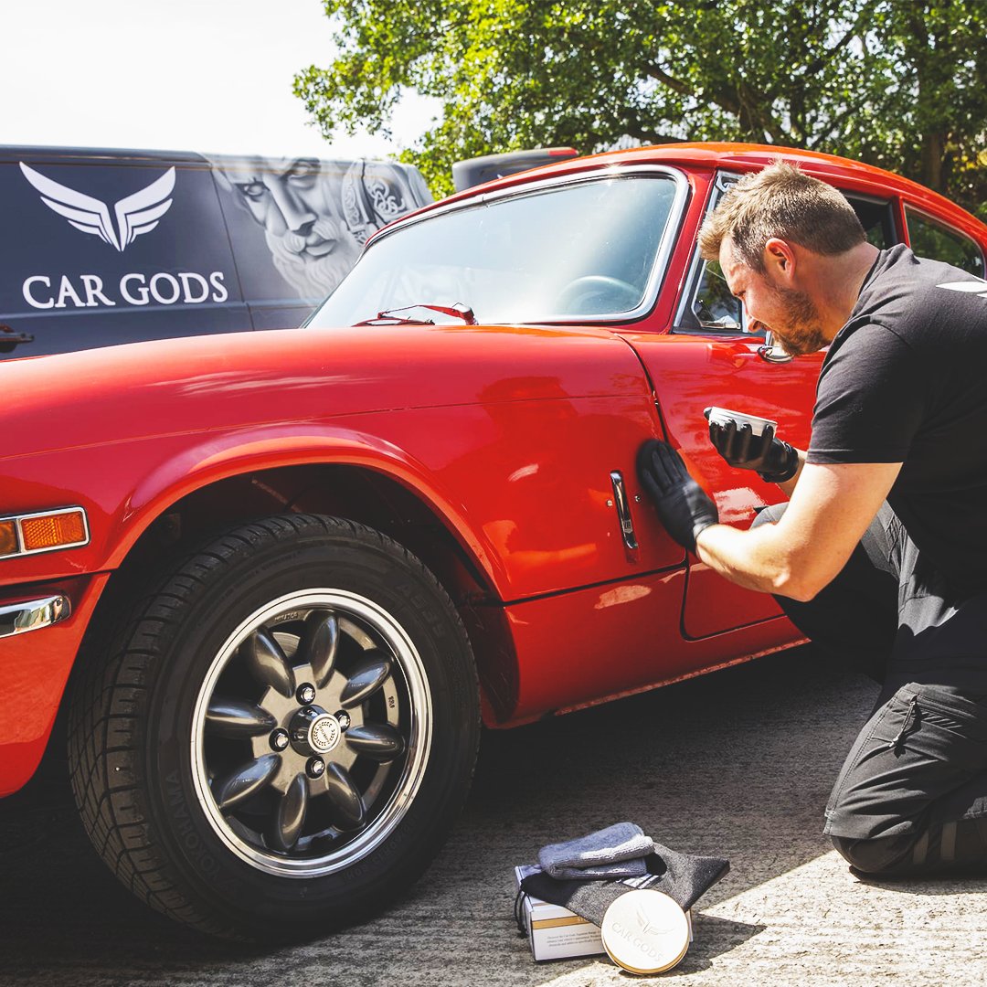 Our latest blog looks at 5 top tips on how to be the envy at ANY car show, brought to you by our expert detailer @cargodsniche 👨‍🔬

Blog - bit.ly/3CPBfjY
Show Prep Bundle - bit.ly/3R39qt1

There’s not much more you could ask for! 🤪

#cargods #detailing