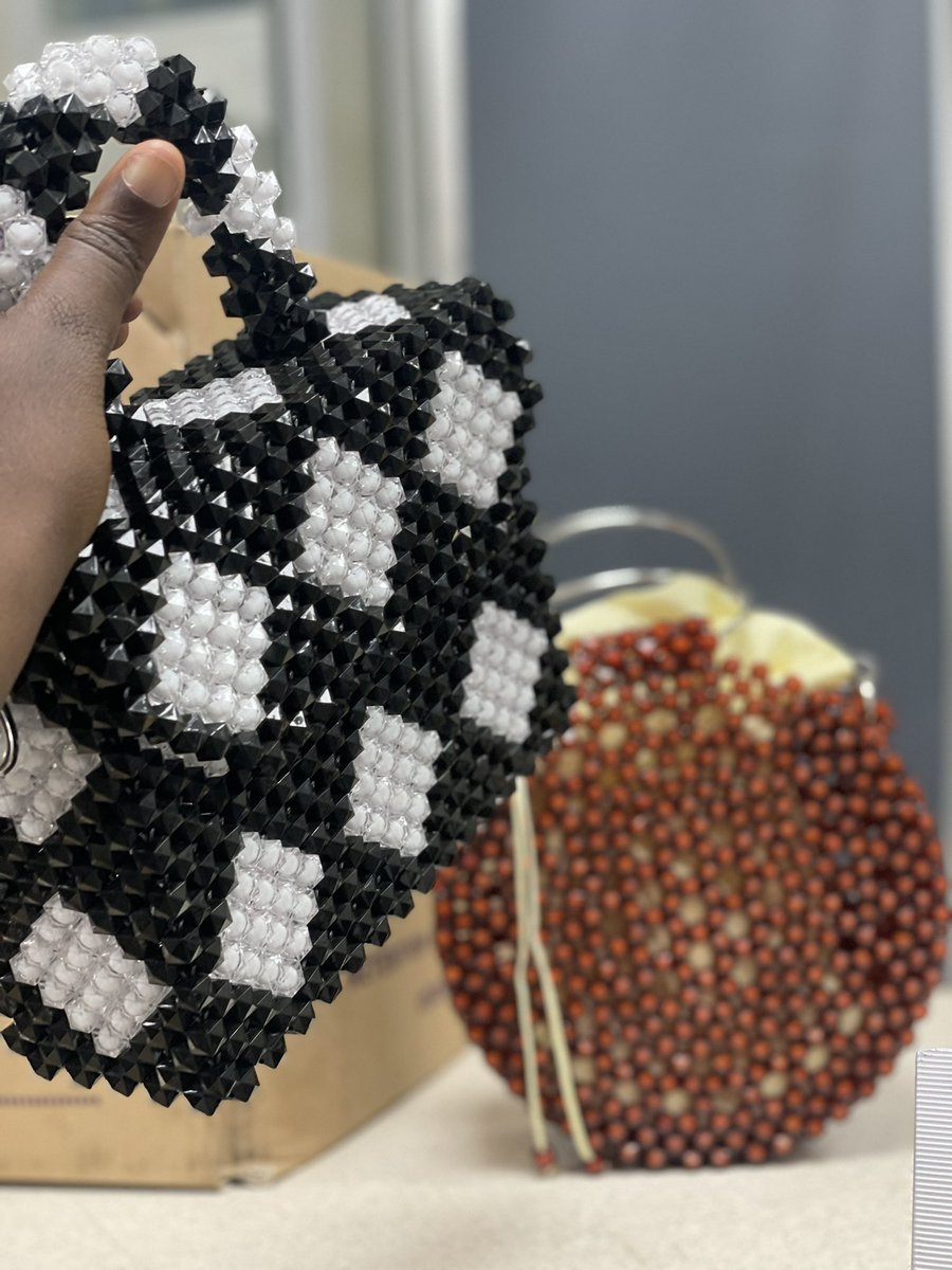 Ariyike_jr's tweet photo. My sister made these amazing beaded bags, I told her I’m not popular enough to make sales on Twitter, but with faith we hope to meet the right buying audience.
15,000 for each designs.
Kindly RT🙏🏽 https://t.co/VIWQEAS3dy