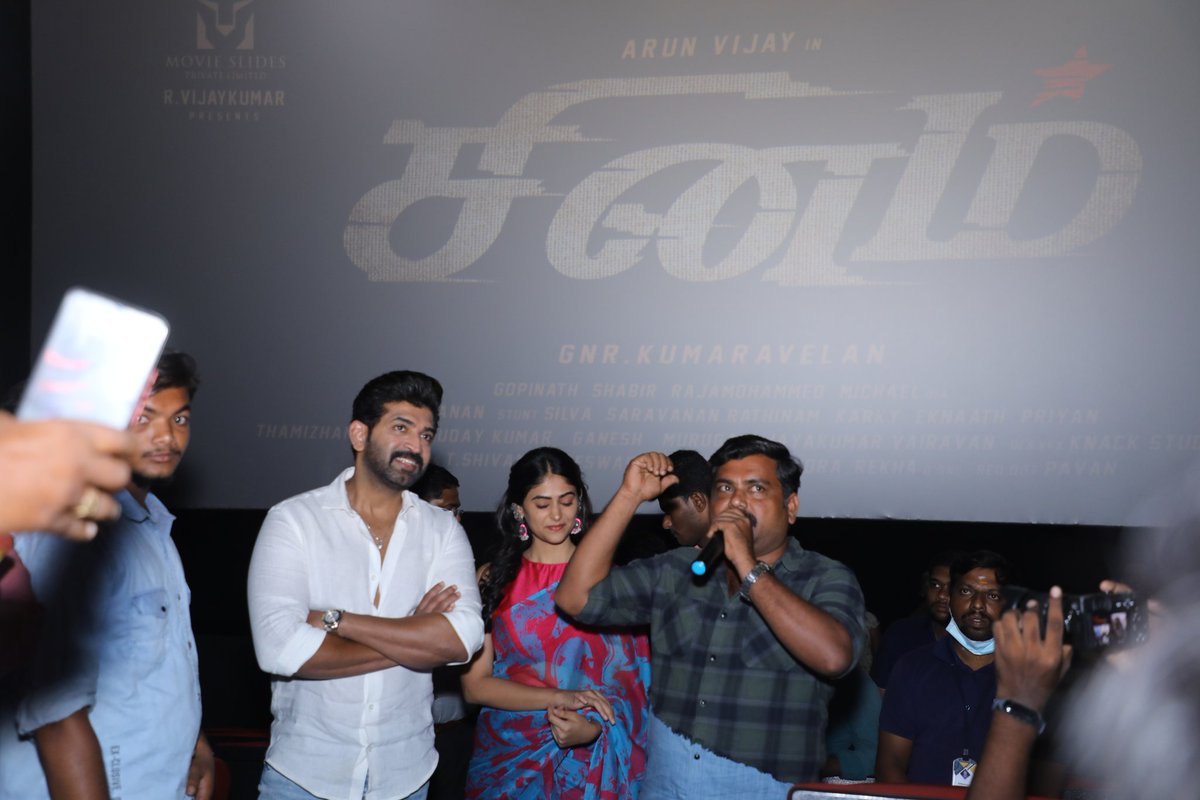 arunvijayno1's tweet photo. 🙏🏽❤️

#SinamPromotionalTour 
#SinamFromSeptember16th

Dindugul #AarthiTheatre and Madurai #ThangaRegalTheatre.. https://t.co/gP4rXMsuYo