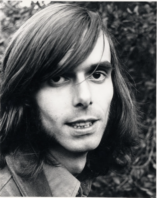 TheNickyHopkins's tweet photo. Who is/was the most prolific session player? Nicky Hopkins played with The Beatles, The Rolling Stones (14 albums!), Paul McCartney, John Lennon, George Harrison, Ringo Starr, The Who, The Kinks, Peter Frampton and many more - over 250 albums and 250 singles! Did anyone do more? https://t.co/xhLzSgBHtR